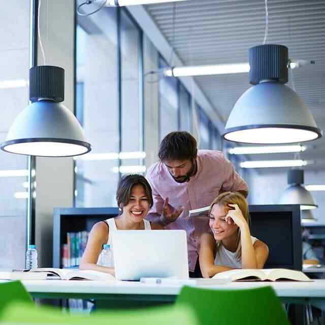 https://www.test.codeblu.in/wp-content/uploads/2017/10/img_creative_3.jpg